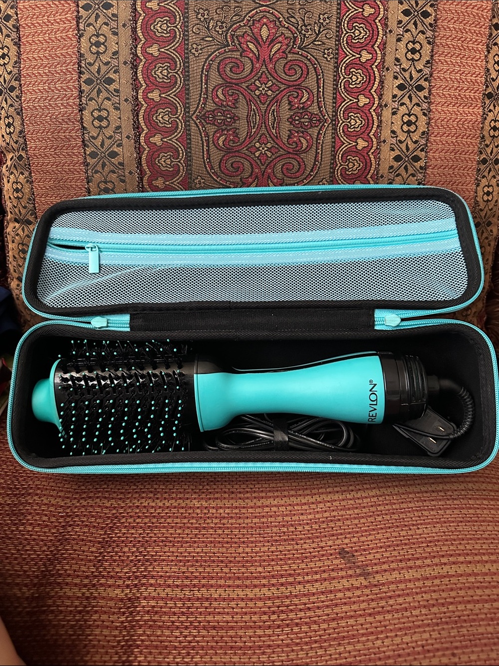 One-Step Volumizer Original 1.0 Hair Dryer and Hot Air Brush